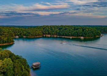 10 Reasons Lake Lanier Might Be Haunted